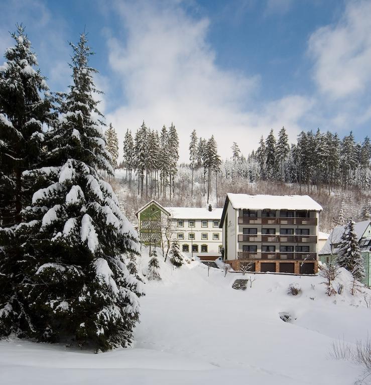 Gasthof Rodachtal Mit Gaestehaus Katharina Schwarzenbach am Wald エクステリア 写真